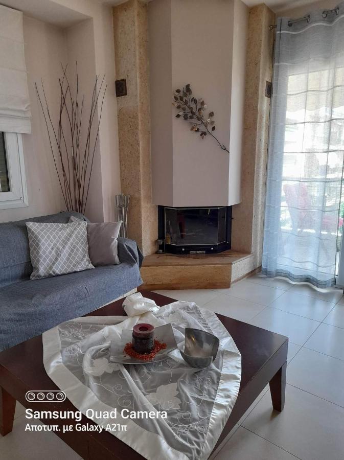 Museum Apartment Volos Esterno foto
