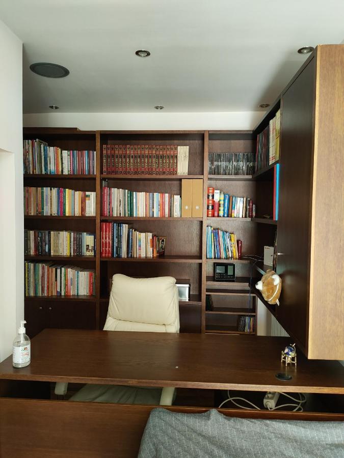 Museum Apartment Volos Esterno foto