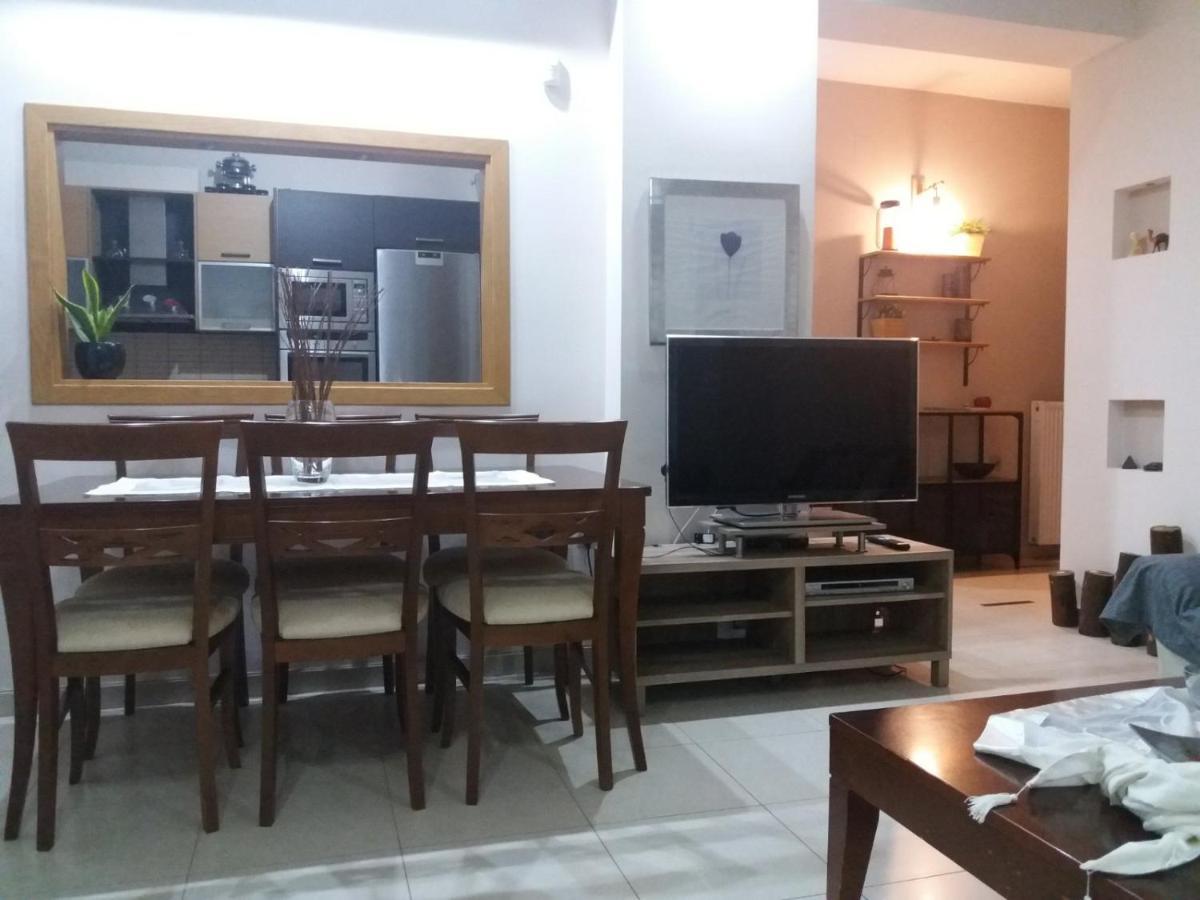 Museum Apartment Volos Esterno foto